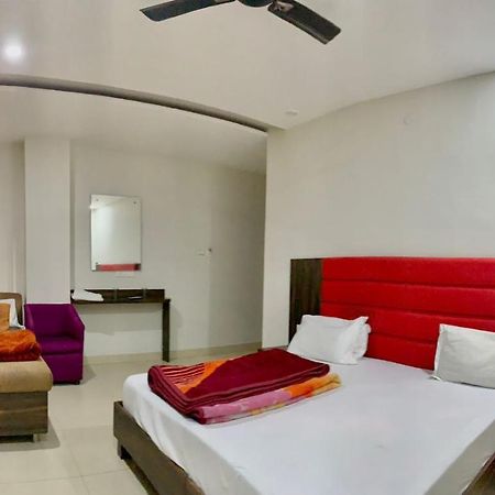 Hotel Sukhman Residency Amritsar Bagian luar foto