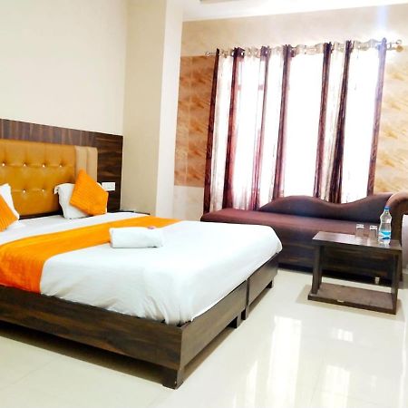 Hotel Sukhman Residency Amritsar Bagian luar foto