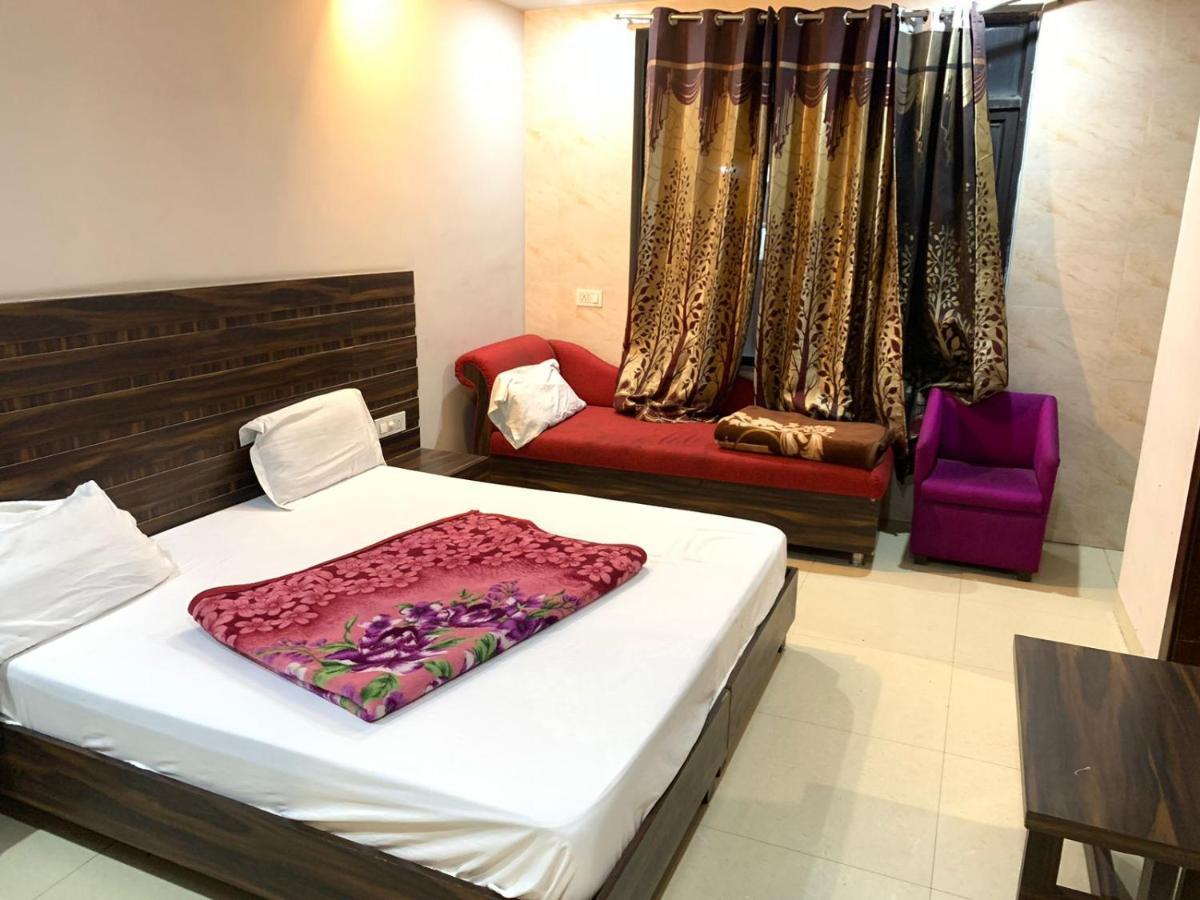 Hotel Sukhman Residency Amritsar Bagian luar foto