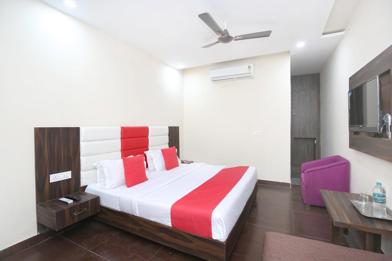 Hotel Sukhman Residency Amritsar Bagian luar foto