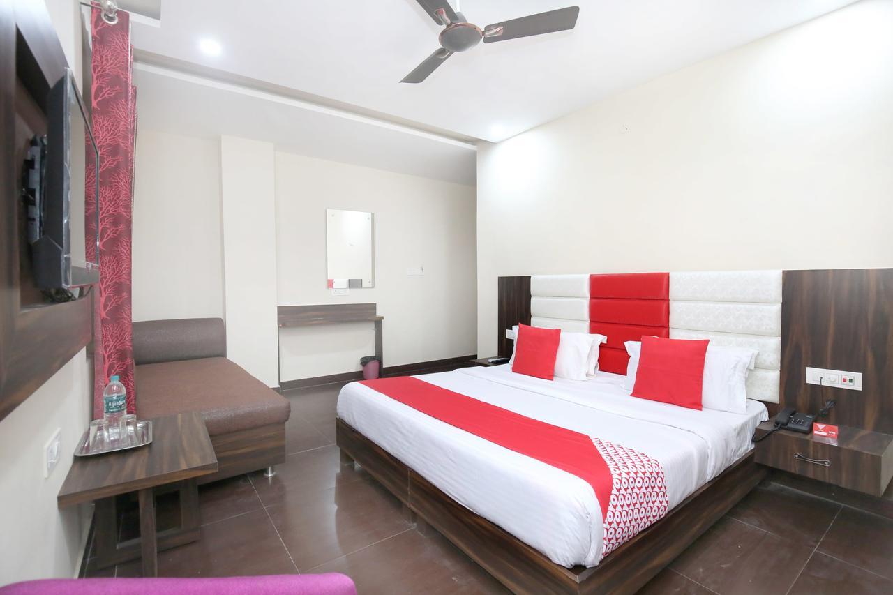 Hotel Sukhman Residency Amritsar Bagian luar foto